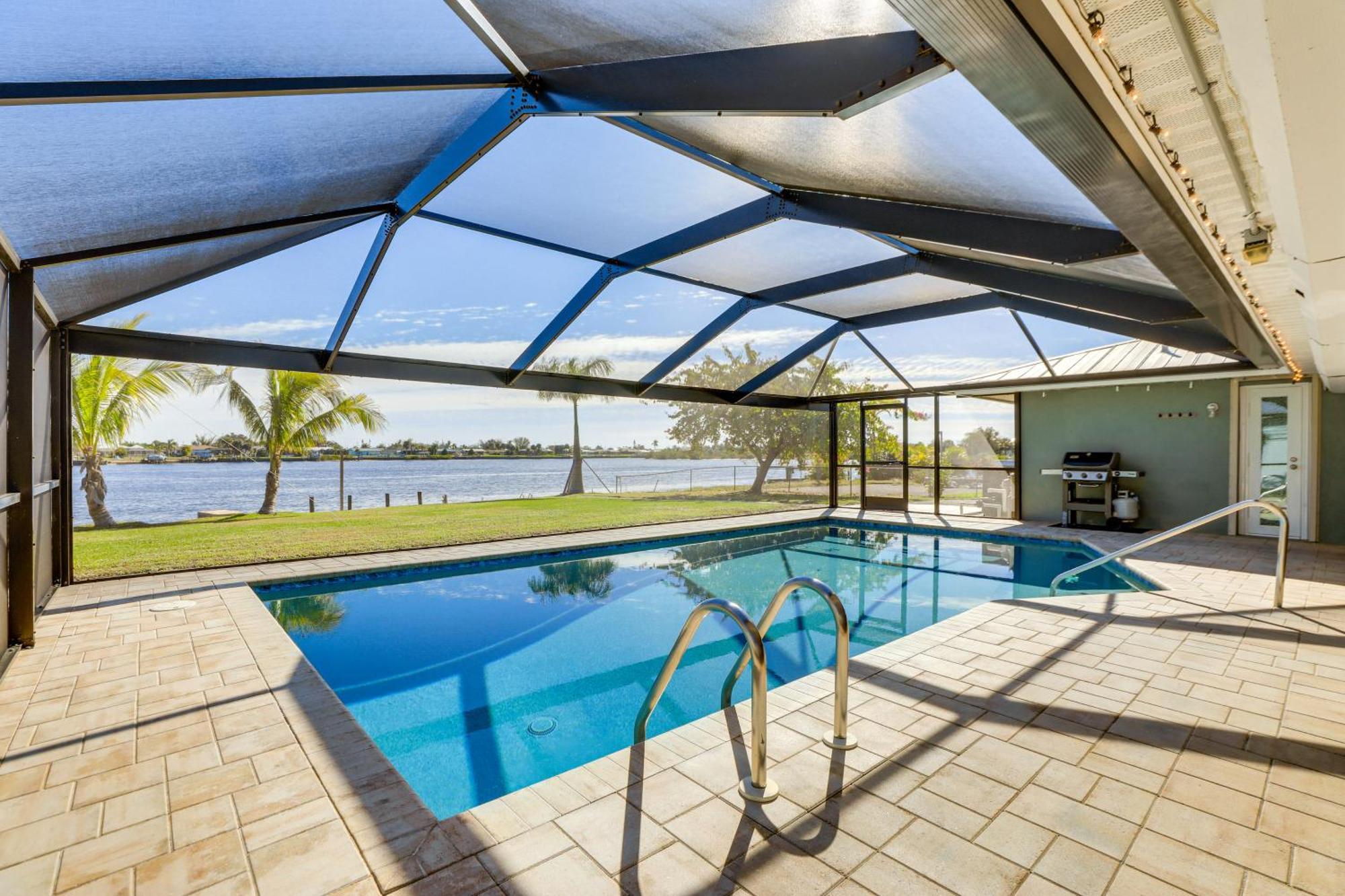 Waterfront With Pool And Lanai Port Charlotte