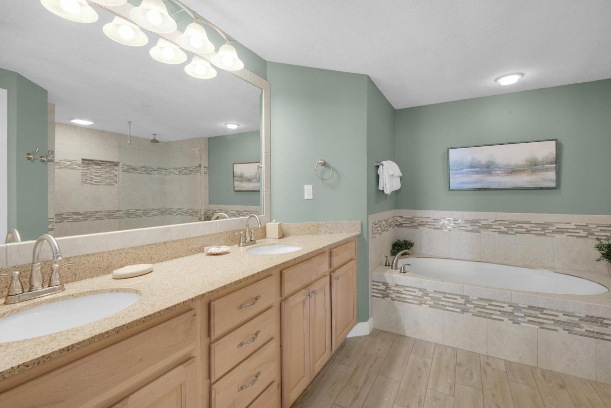 Grandview East 1204