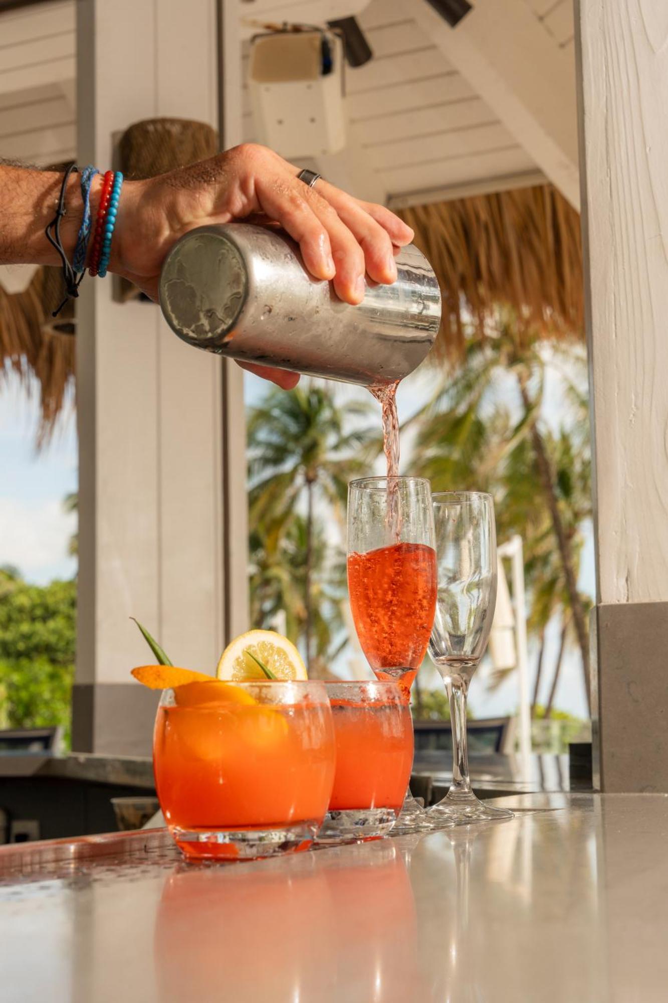 Newport Beachside & Resort Sunny Isles Beach
