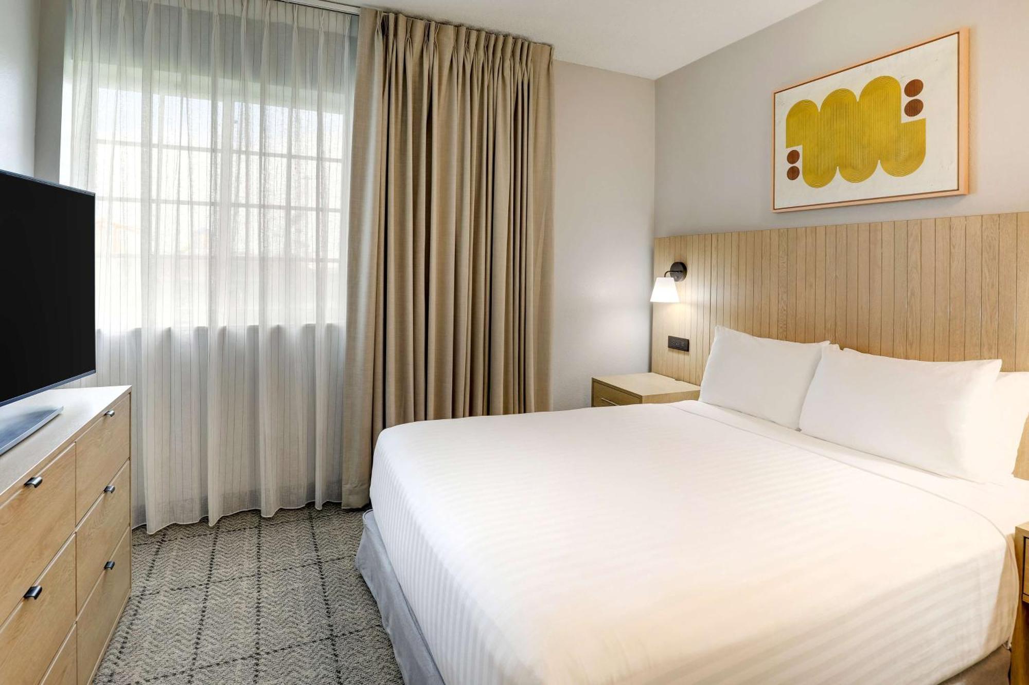 Sonesta Simply Miami Airport Hotel