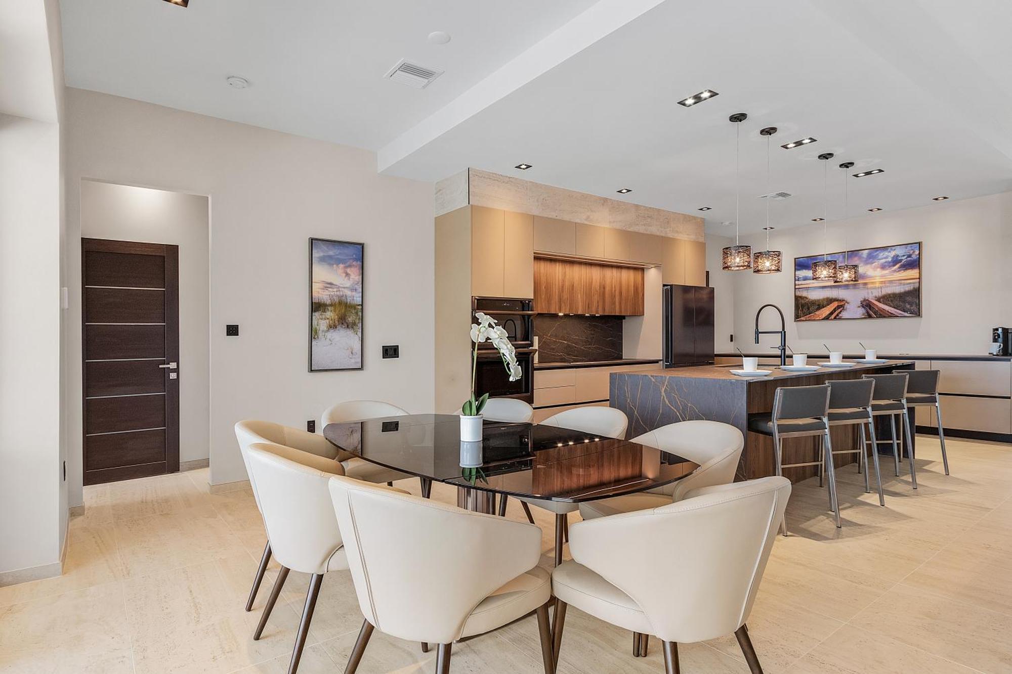 Minutes To The River! Dock, Tiki Hut, Heated Pool & And Awe! - Casa Luxe Palmera - Roelens *