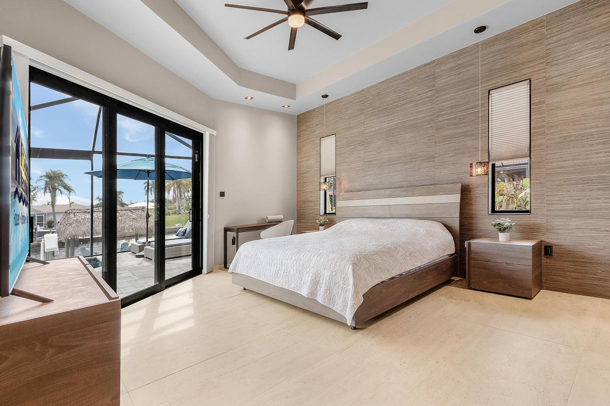 Minutes To The River! Dock, Tiki Hut, Heated Pool & And Awe! - Casa Luxe Palmera - Roelens Holiday home