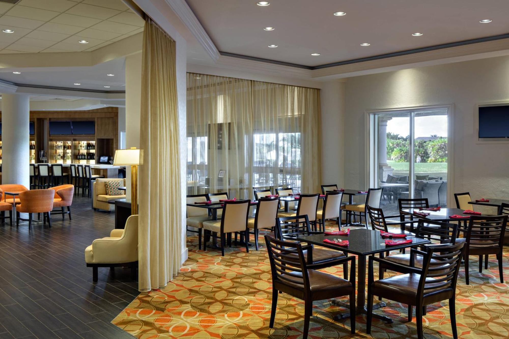 Hotel Lauderdale Marriott & Convention Center