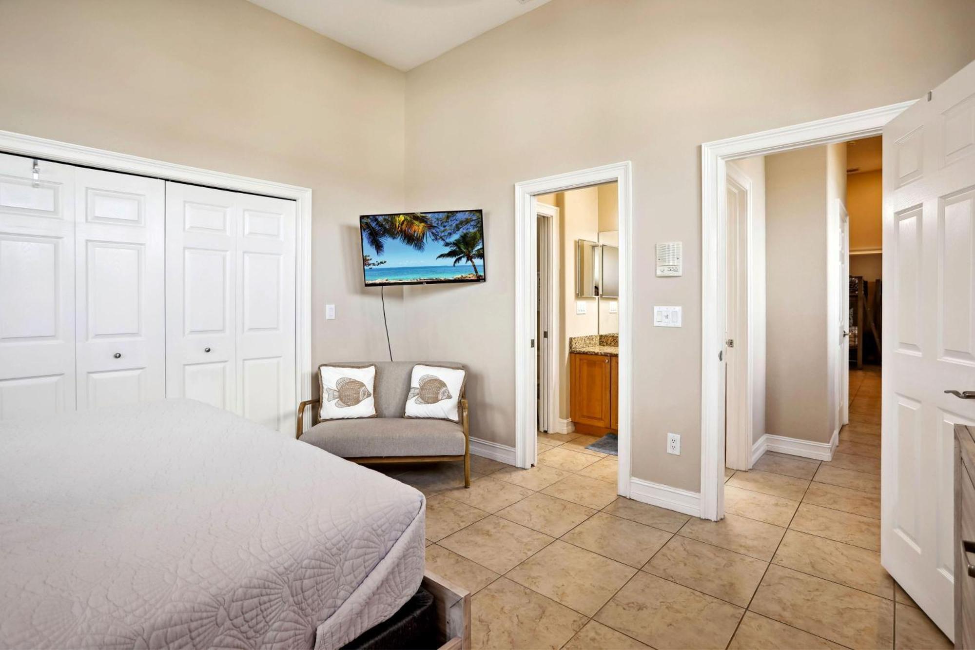Seaclusion Townhome Holiday home
