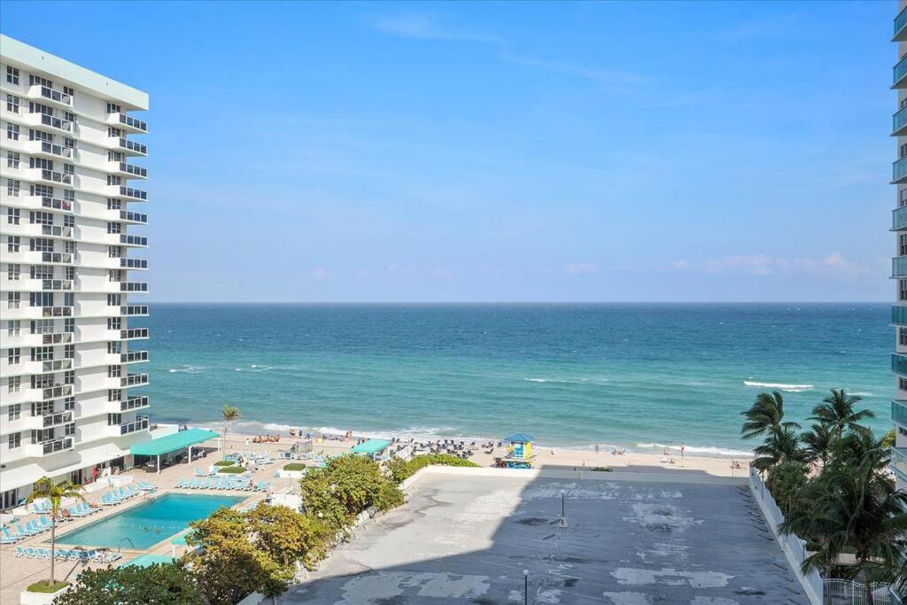 Apartment Beachfront 2 Bedroom At Tides 8th Floor