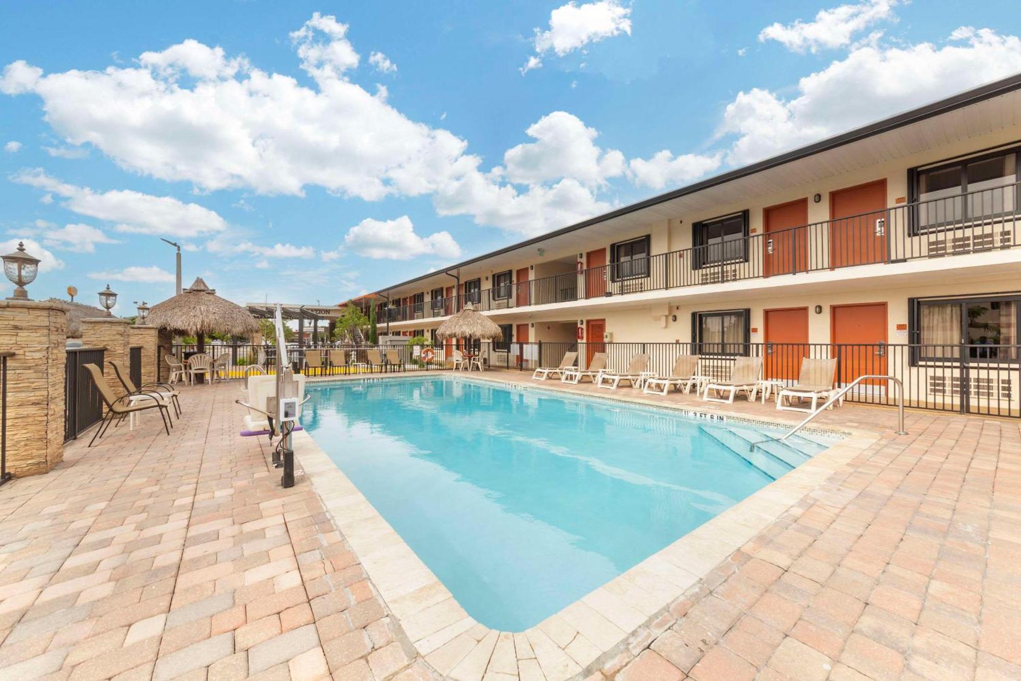 Quality Florida - Gateway To The Keys Inn