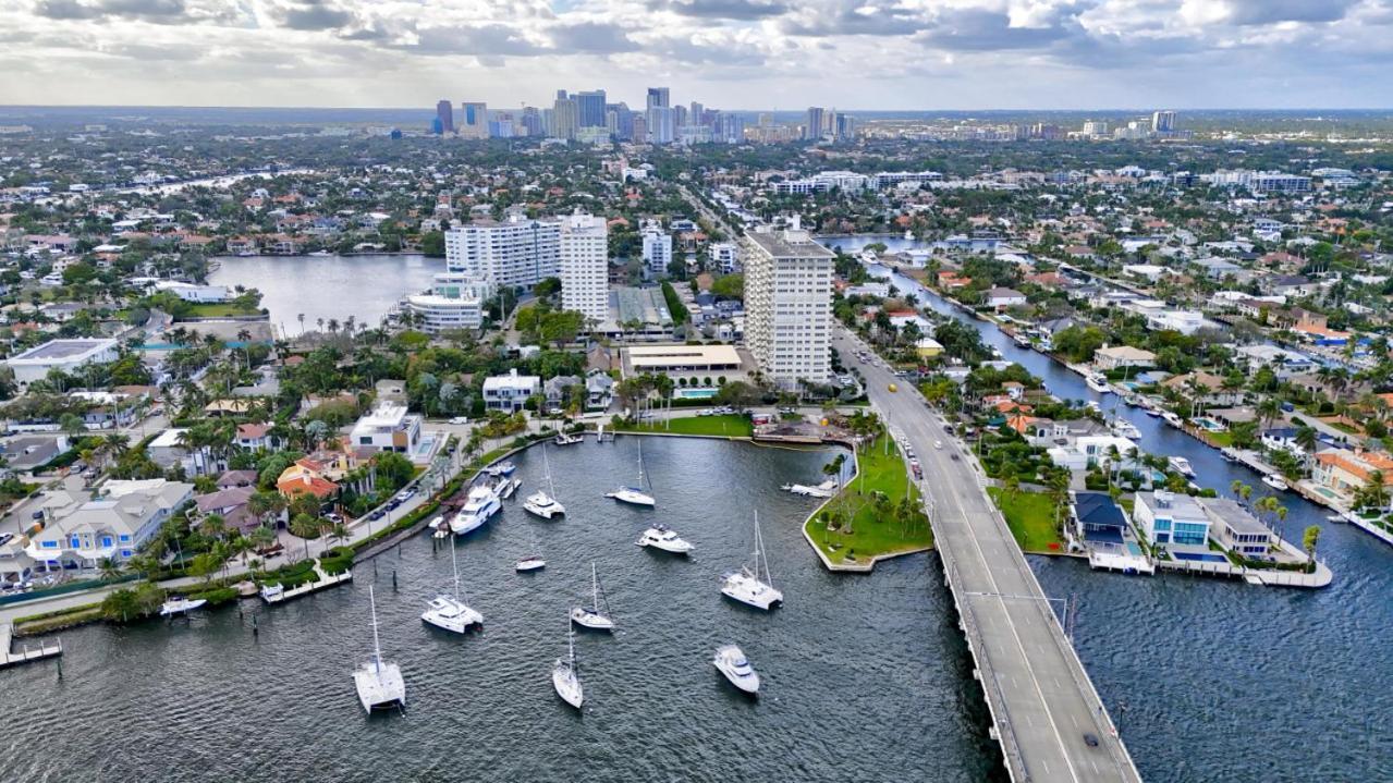 Right Off Olas - Steps To Ftl 2c Apartment