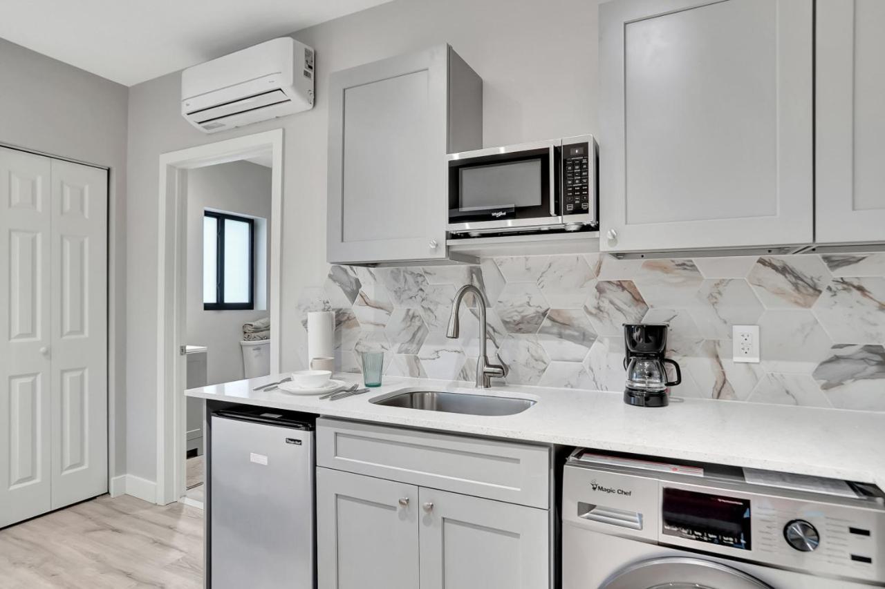 Apartment Right Off Olas - Steps To Ftl 2c