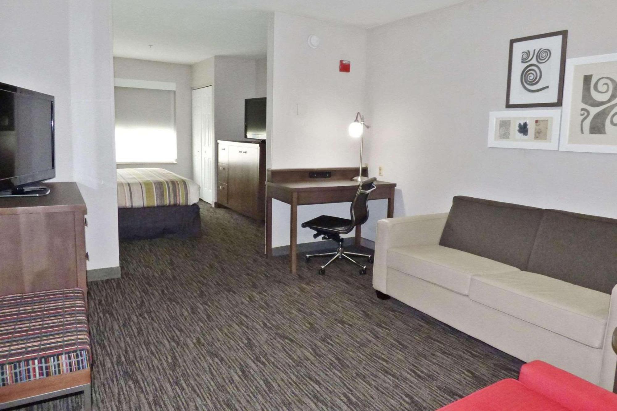 Country & By Radisson, Tampa-brandon, Fl 3*