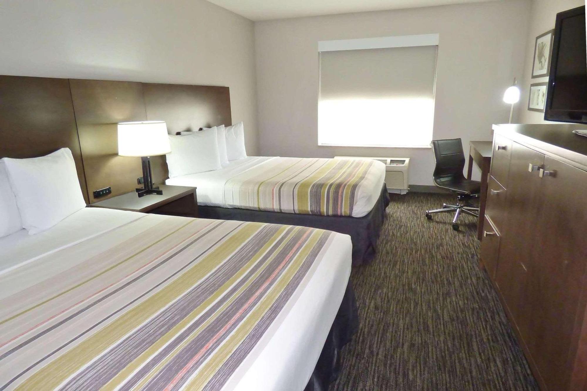 Country & By Radisson, Tampa-brandon, Fl 3* Tampa