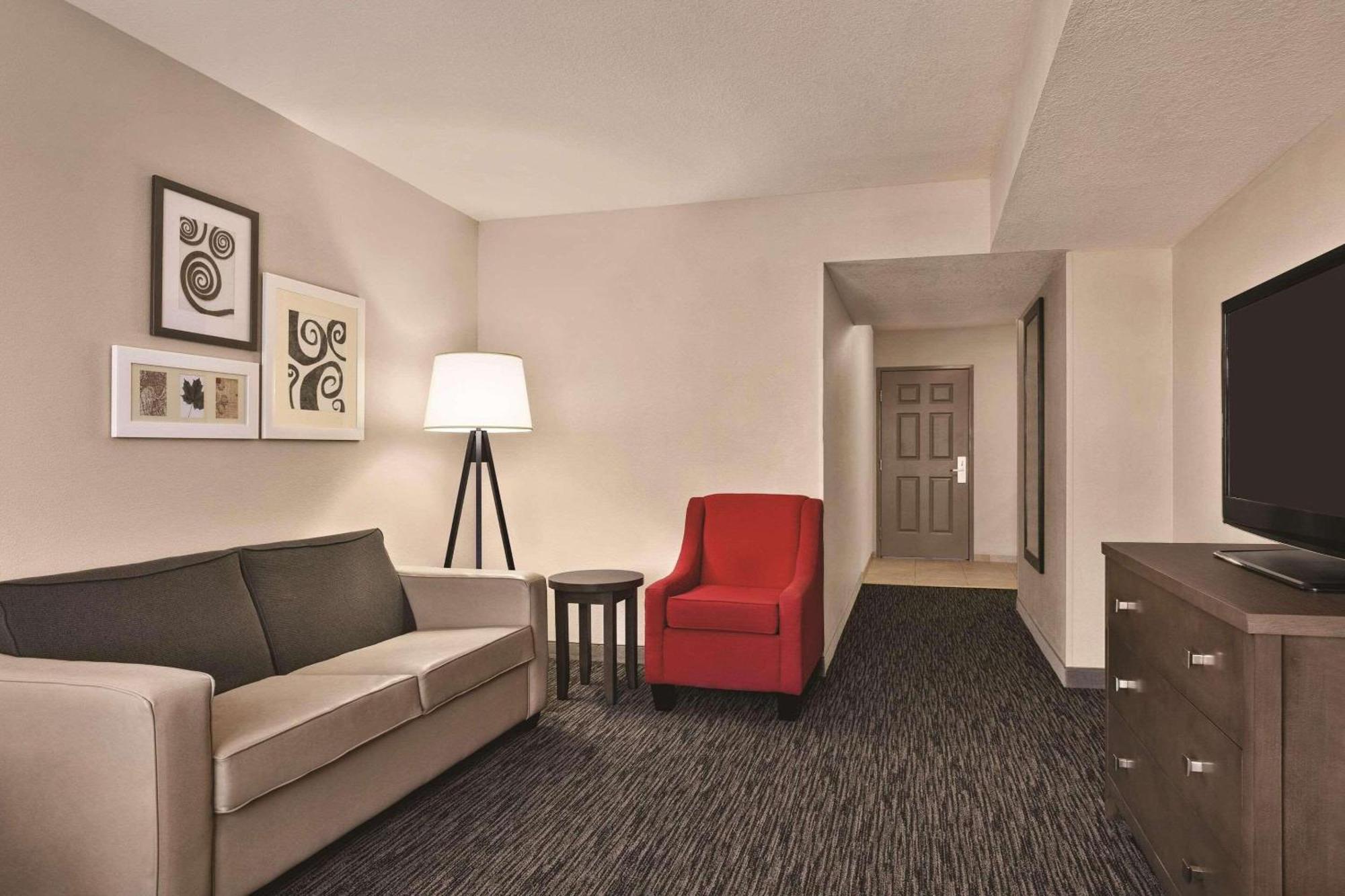 Country & By Radisson, Tampa-brandon, Fl Hotel Tampa