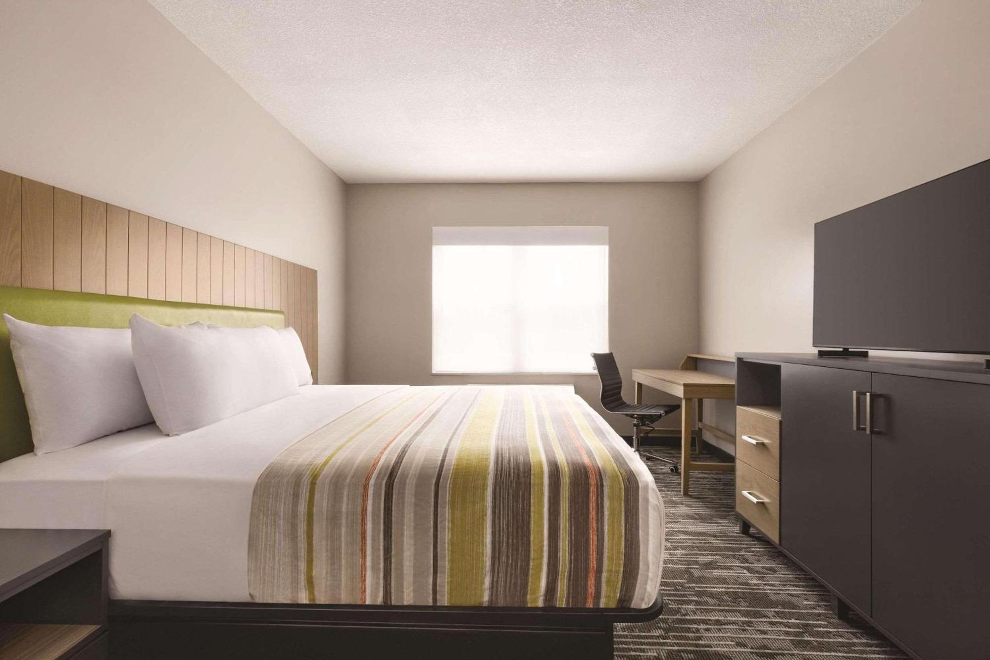 Hotel Country & By Radisson, City, Fl Panama City