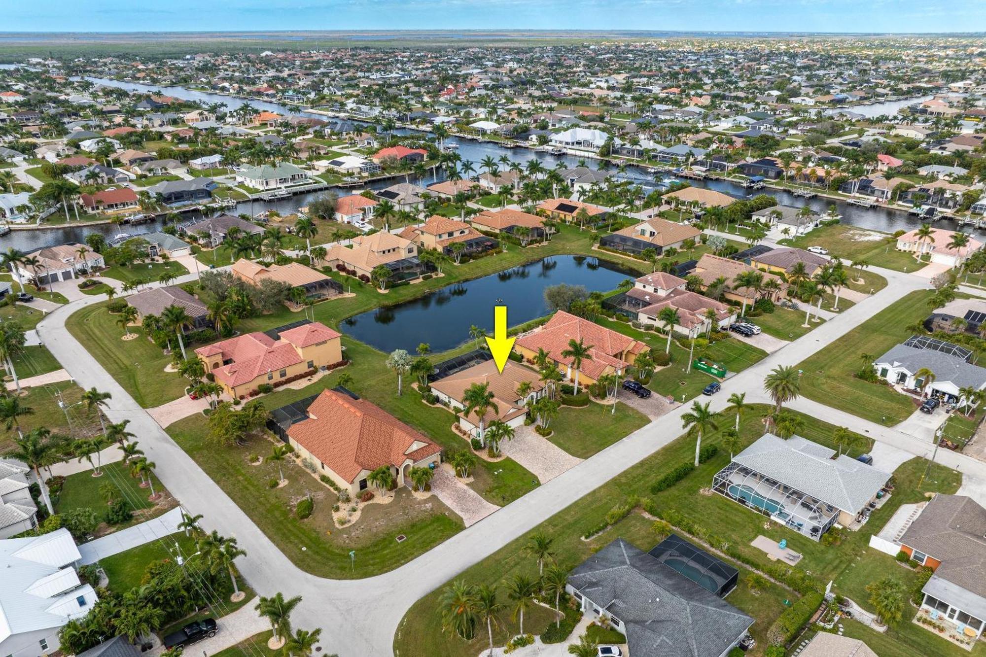 Lakeview!, Heated Pool And -villa Lakeside Escape - Roelens Vacations Holiday home Cape Coral