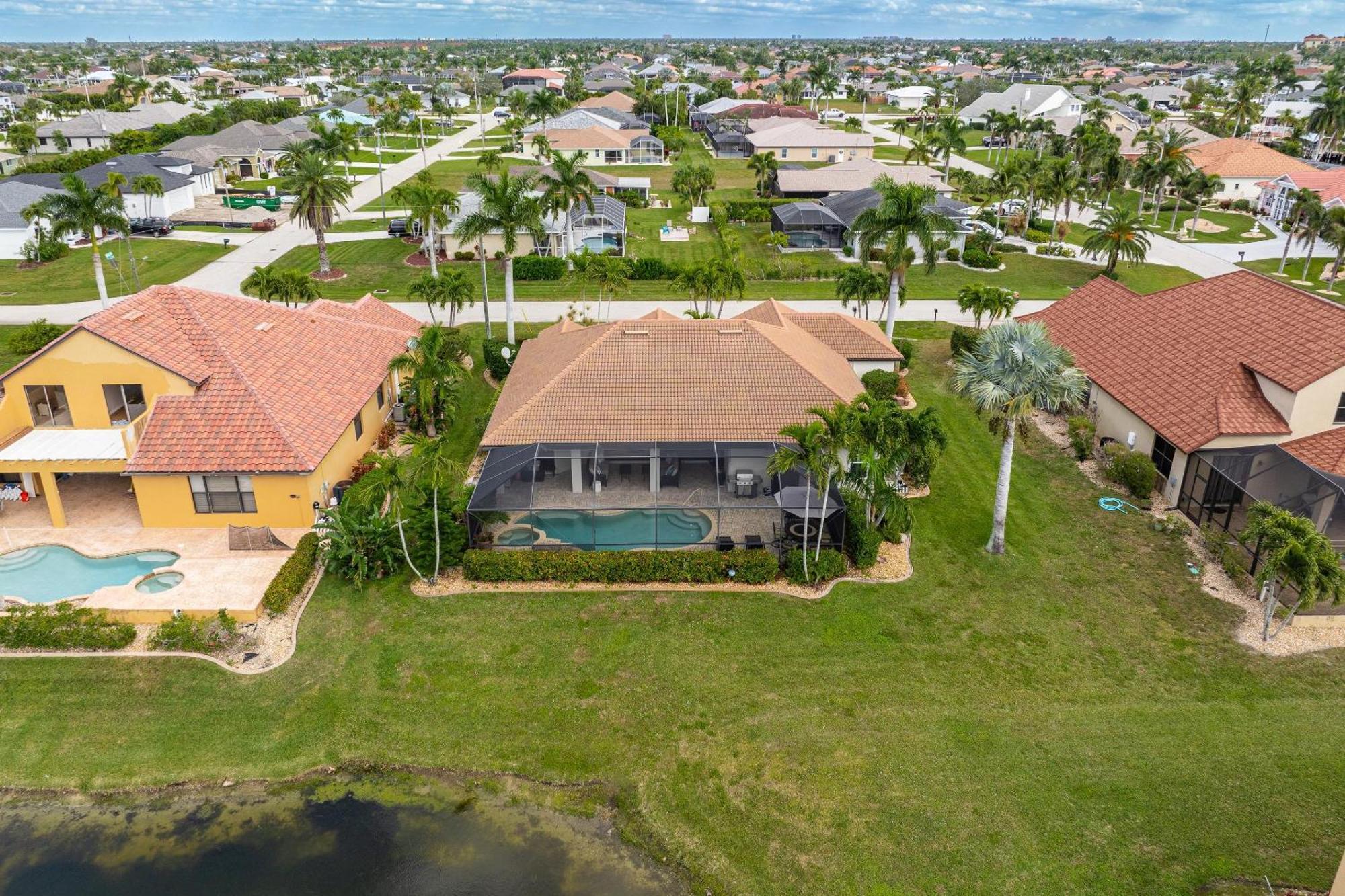 Lakeview!, Heated Pool And -villa Lakeside Escape - Roelens Vacations Holiday home *