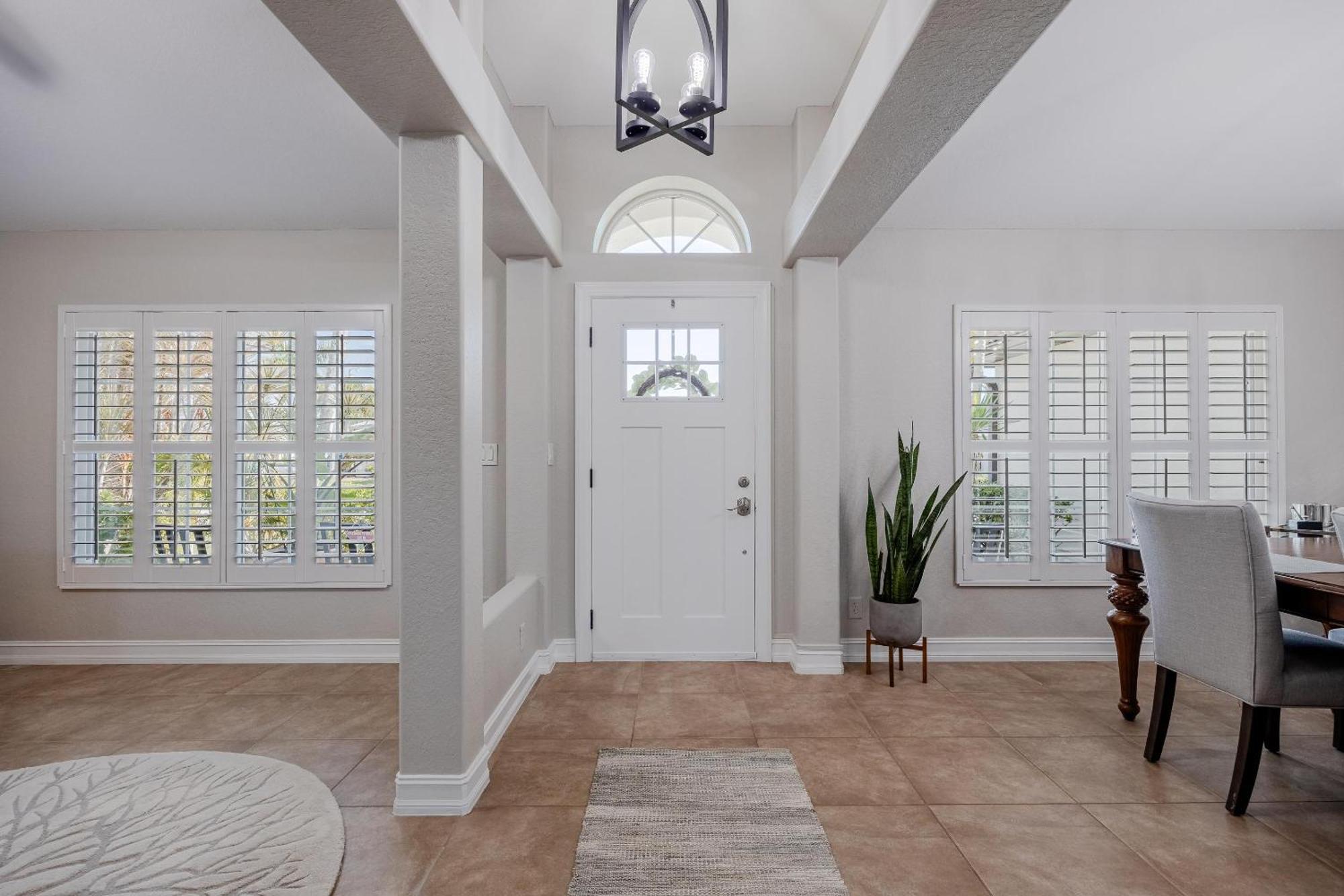 Lakeview!, Heated Pool And -villa Lakeside Escape - Roelens Vacations Holiday home Cape Coral
