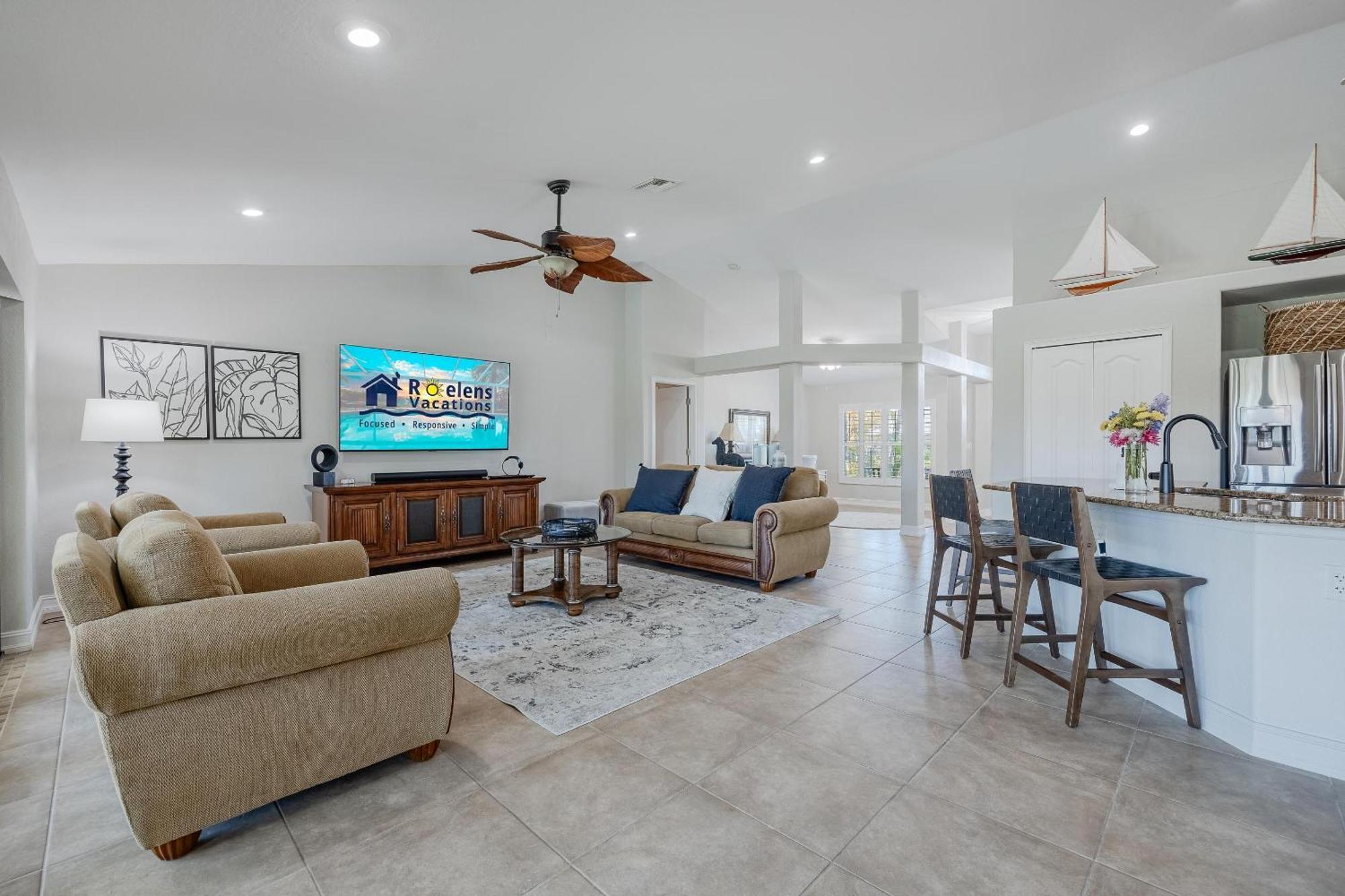 Lakeview!, Heated Pool And -villa Lakeside Escape - Roelens Vacations * Cape Coral