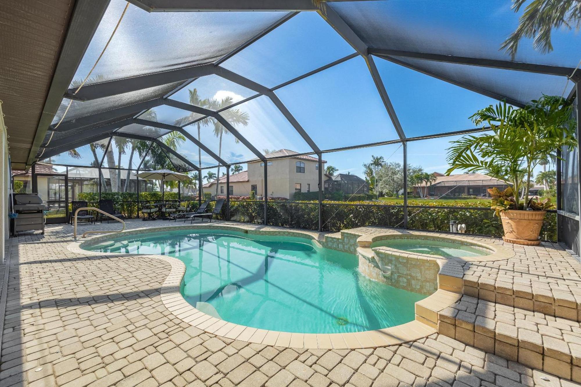Lakeview!, Heated Pool And -villa Lakeside Escape - Roelens Vacations Holiday home