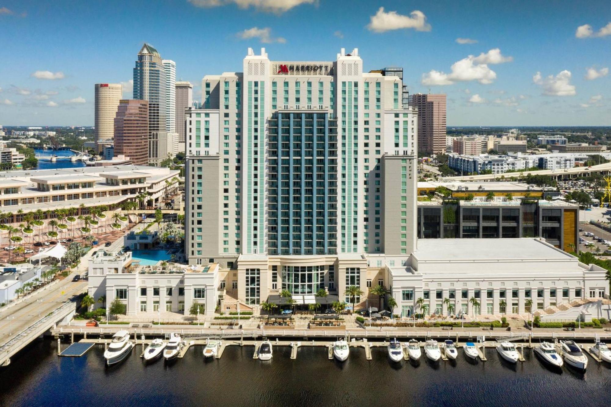 Marriott Water Street Hotel 4*
