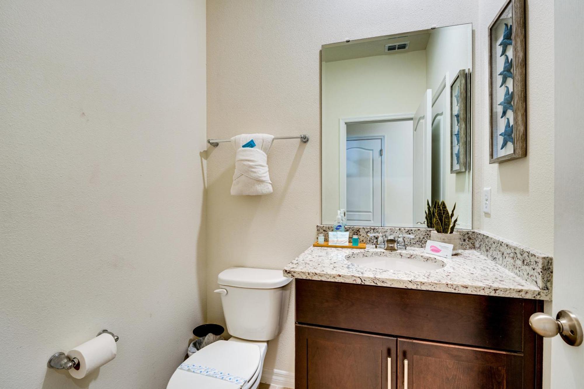 Holiday home Oasis With Pool And Game 11 Mi To Disney!