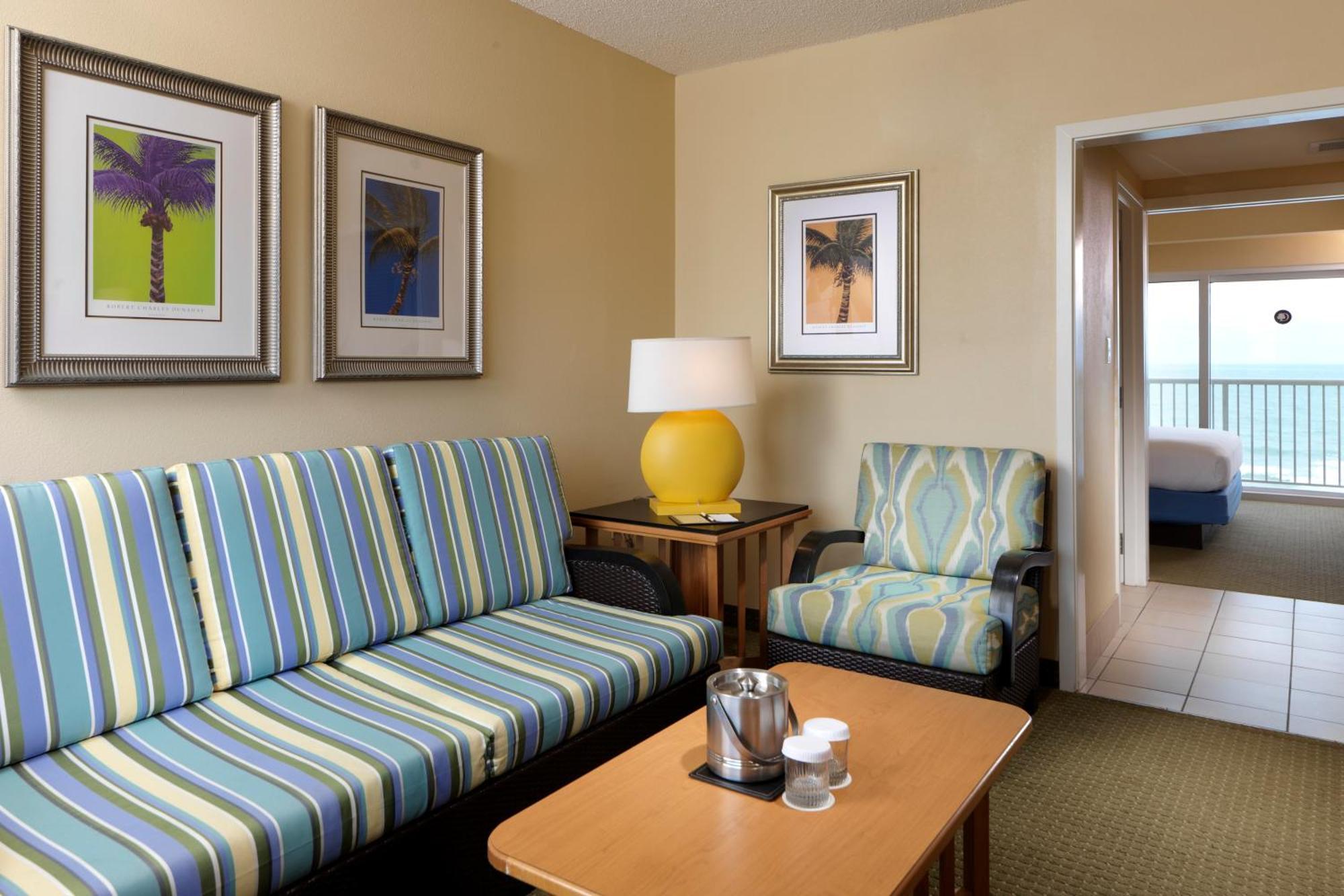 Doubletree By Hilton Oceanfront 4*