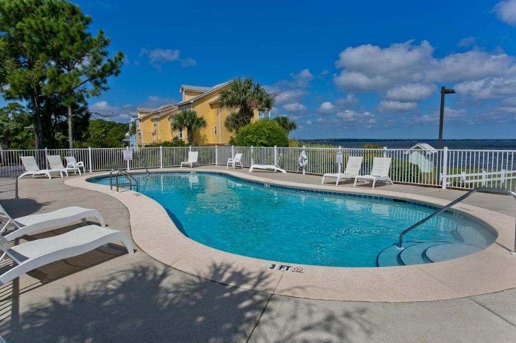 Innerarity Townhomes Unit 16064 *