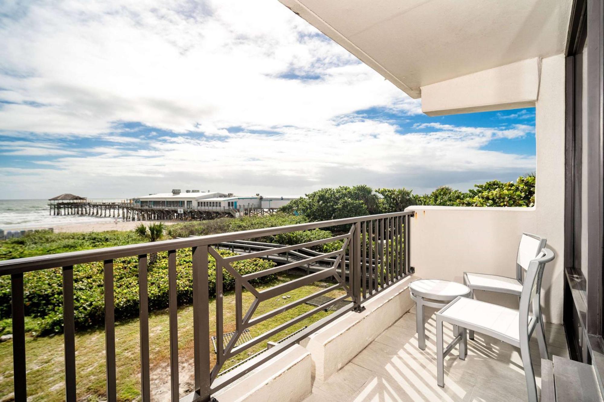 La Quinta By Wyndham Cocoa Oceanfront