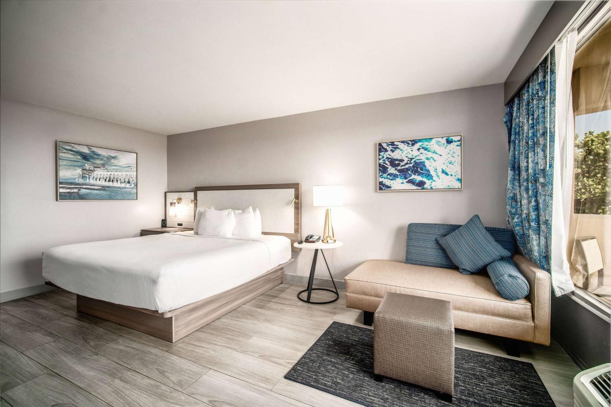 Hotel La Quinta By Wyndham Cocoa Oceanfront