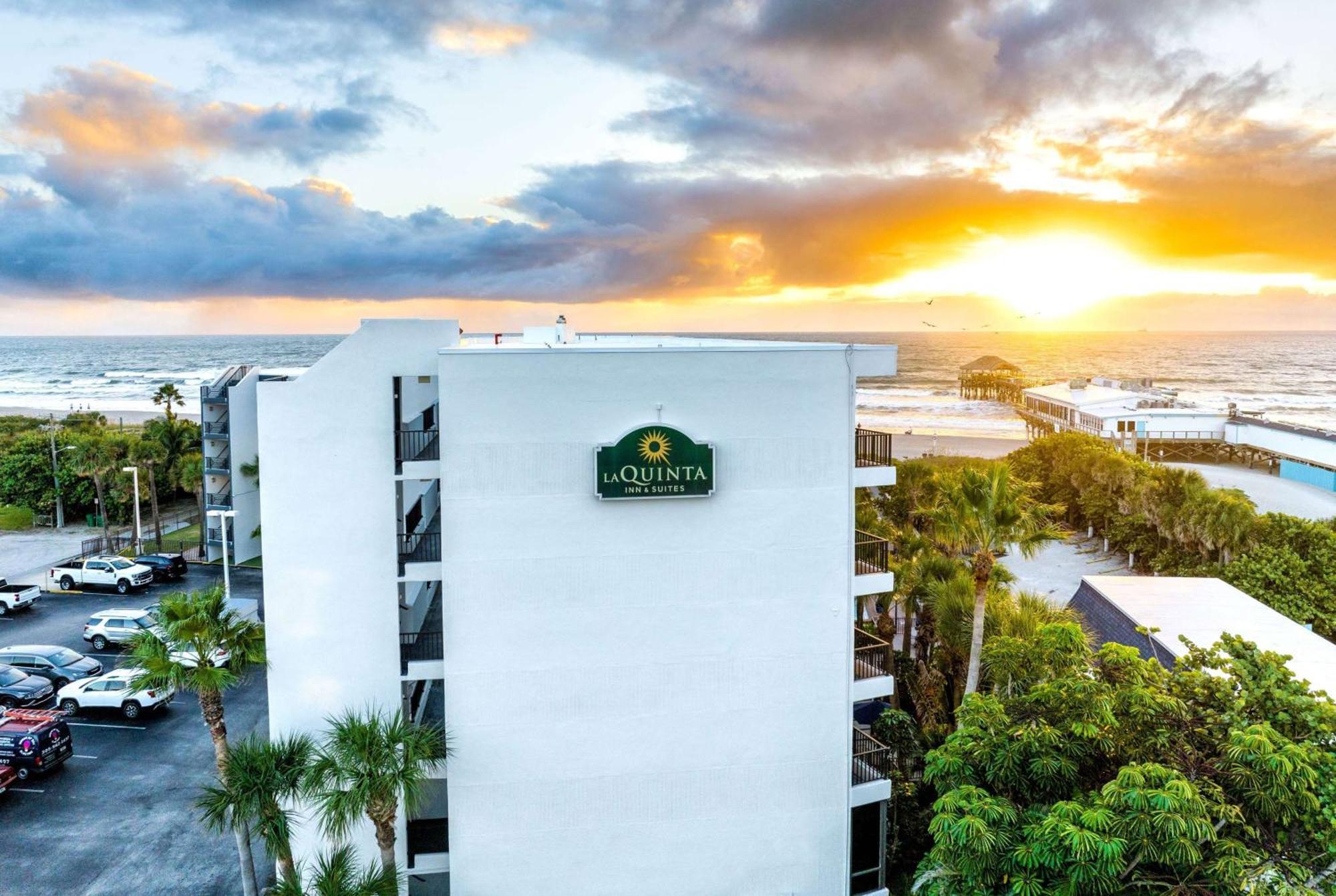 Hotel La Quinta By Wyndham Cocoa Oceanfront