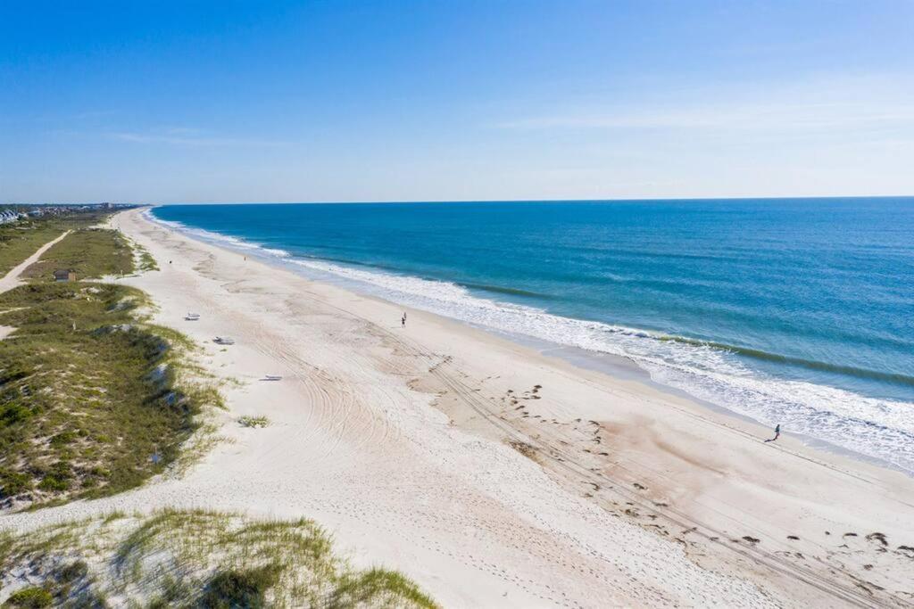 Buccaneer On Amelia Isle! Holiday home