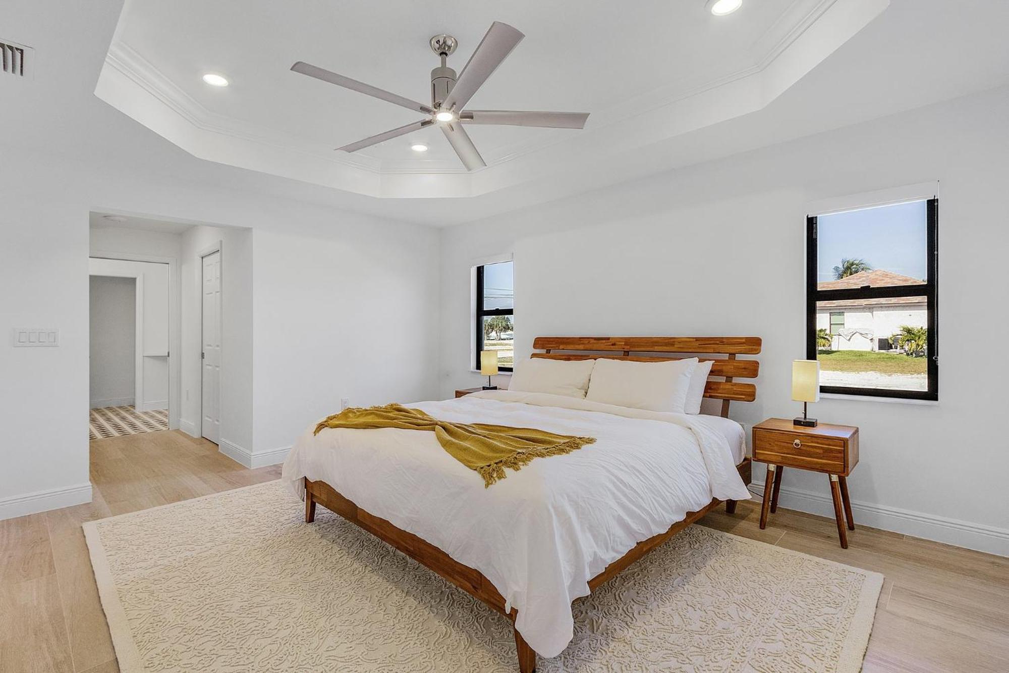 Impeccable Gulf Access, Dock W/tiki Bar, Outdoor Kitchen,and And And - Nautical Paradise *
