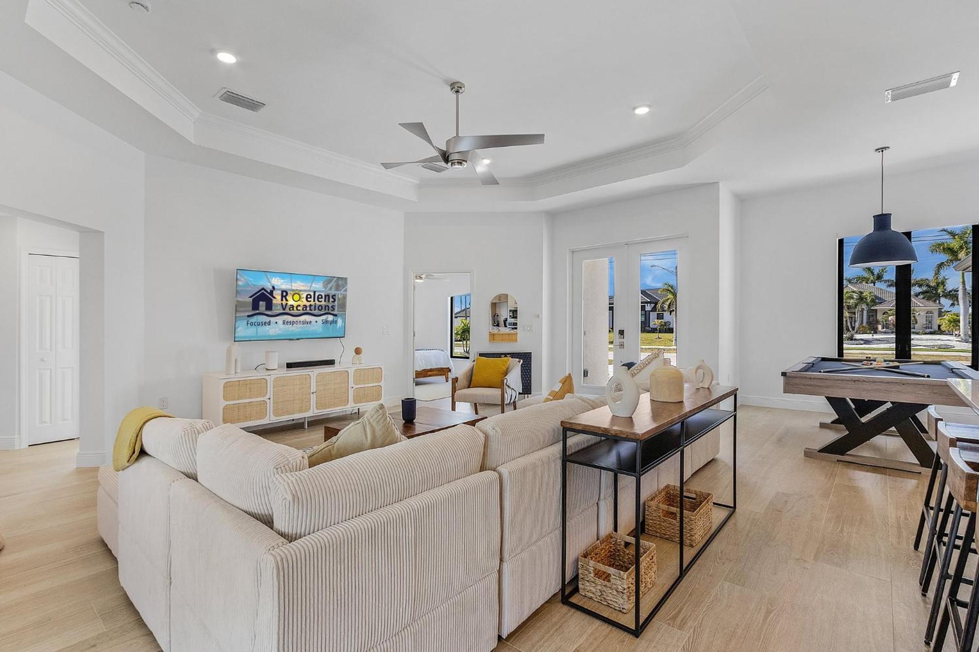 Holiday home Impeccable Gulf Access, Dock W/tiki Bar, Outdoor Kitchen,and And And - Nautical Paradise *