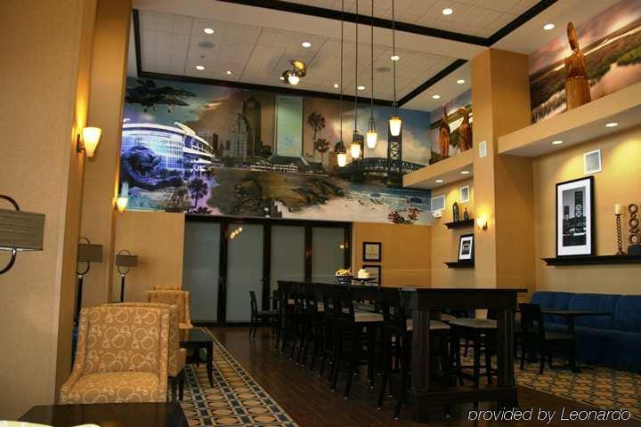 Hotel Hampton & South - Bartram Park 3*