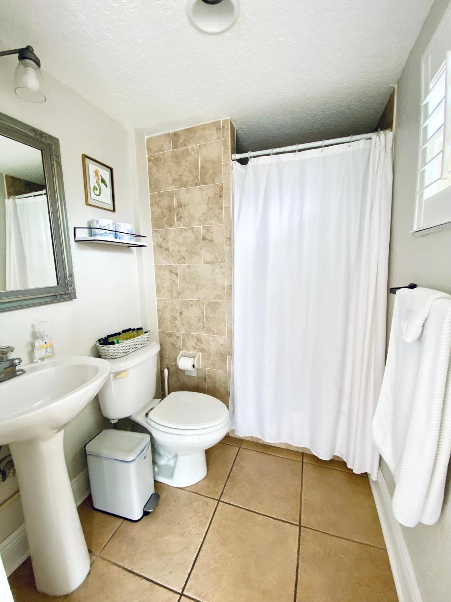 In Waterfront With Balcony Close To Beaches Free Bikes Aparthotel