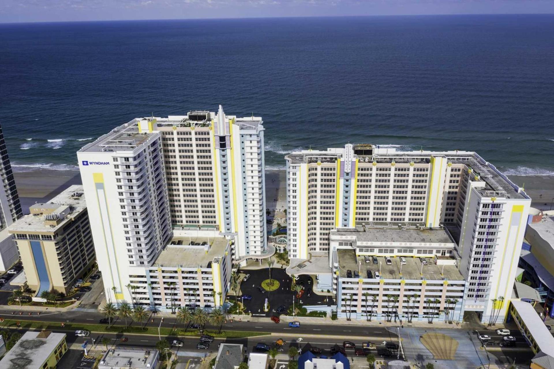 Luxury 20th Floor 2 Bedroom Direct Oceanfront Daytona | 2027 Holiday home *