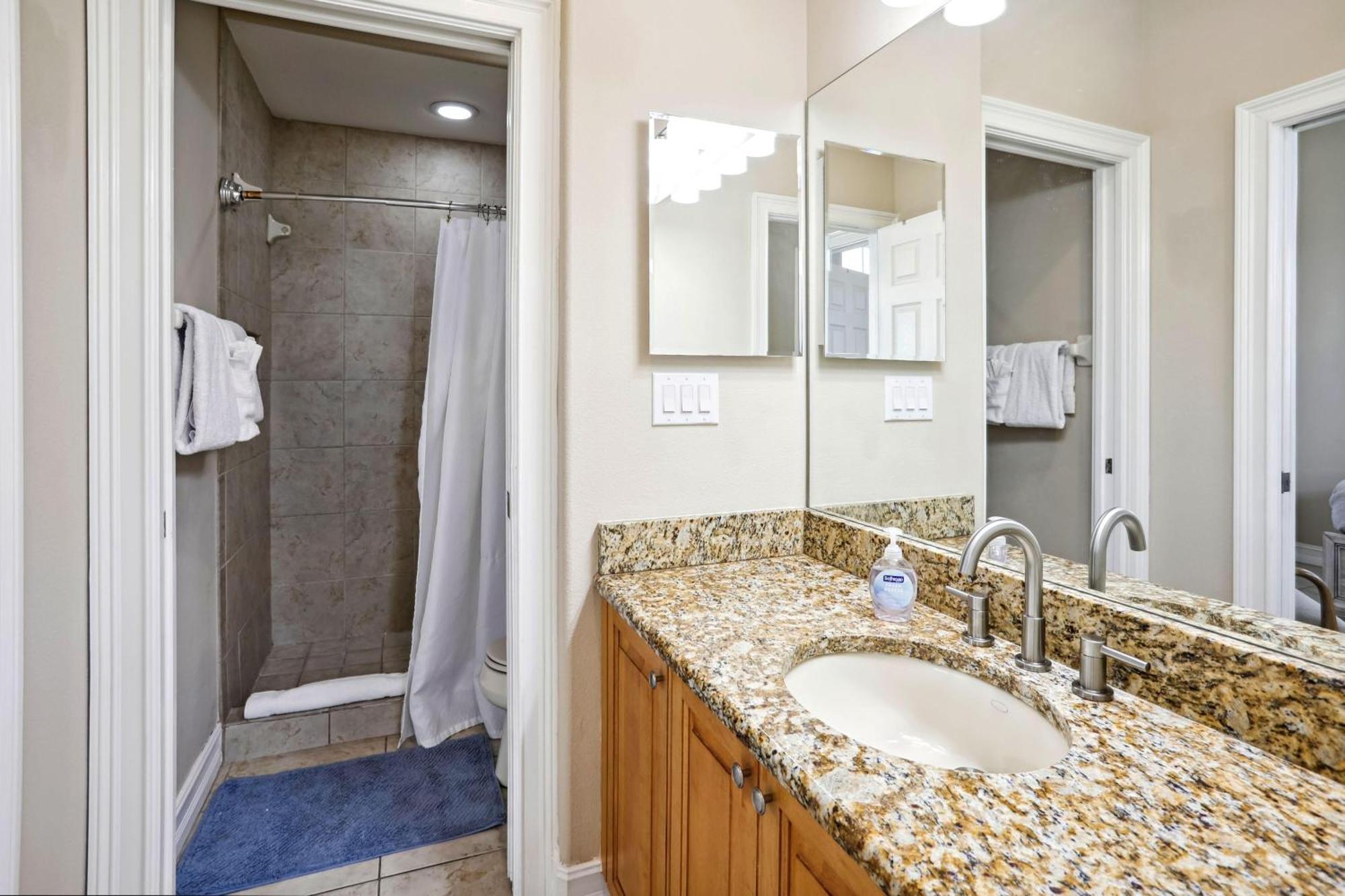 Seaclusion Townhome Holiday home St. Pete Beach