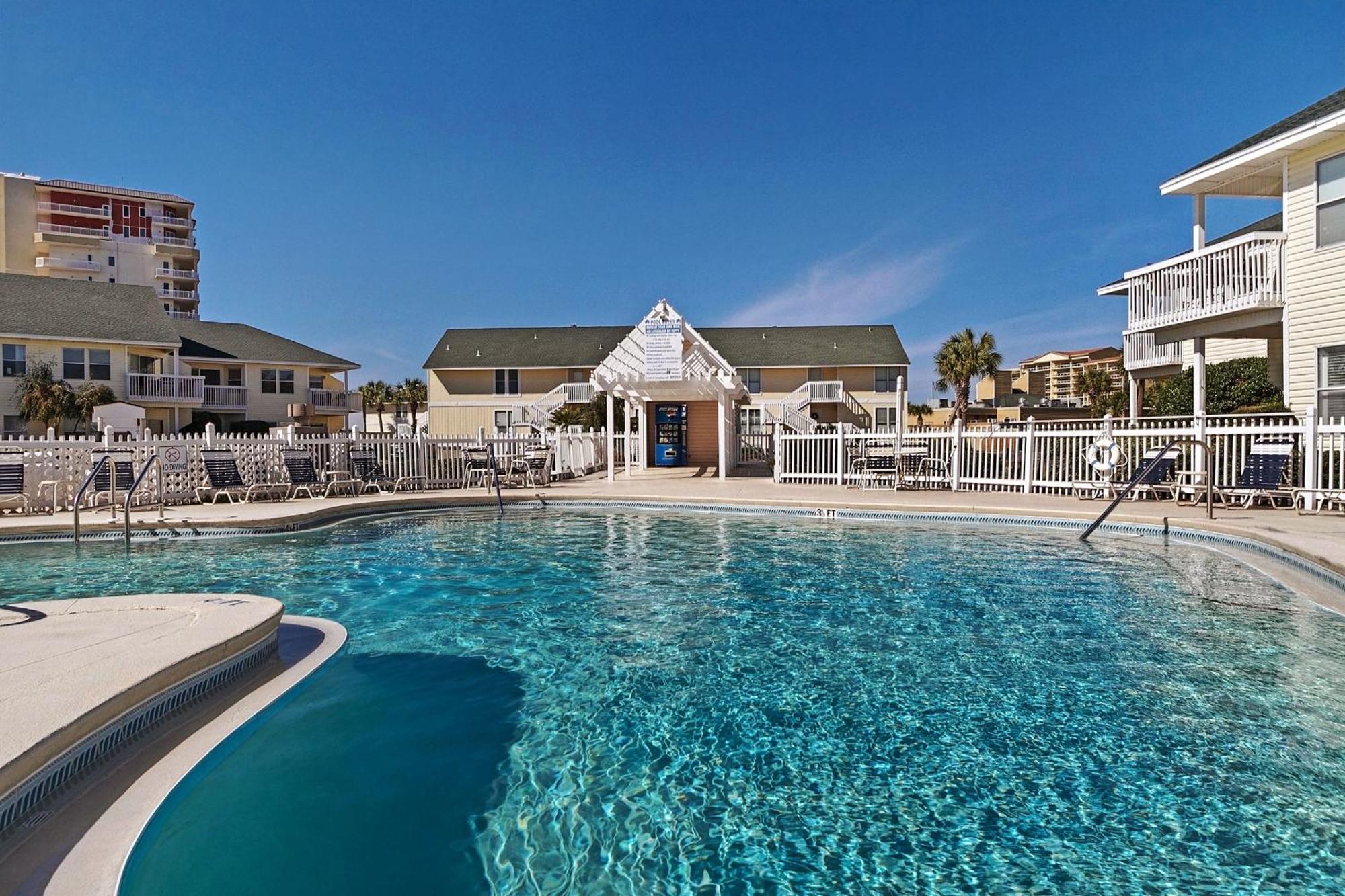 Sandpiper Cove #8245 *