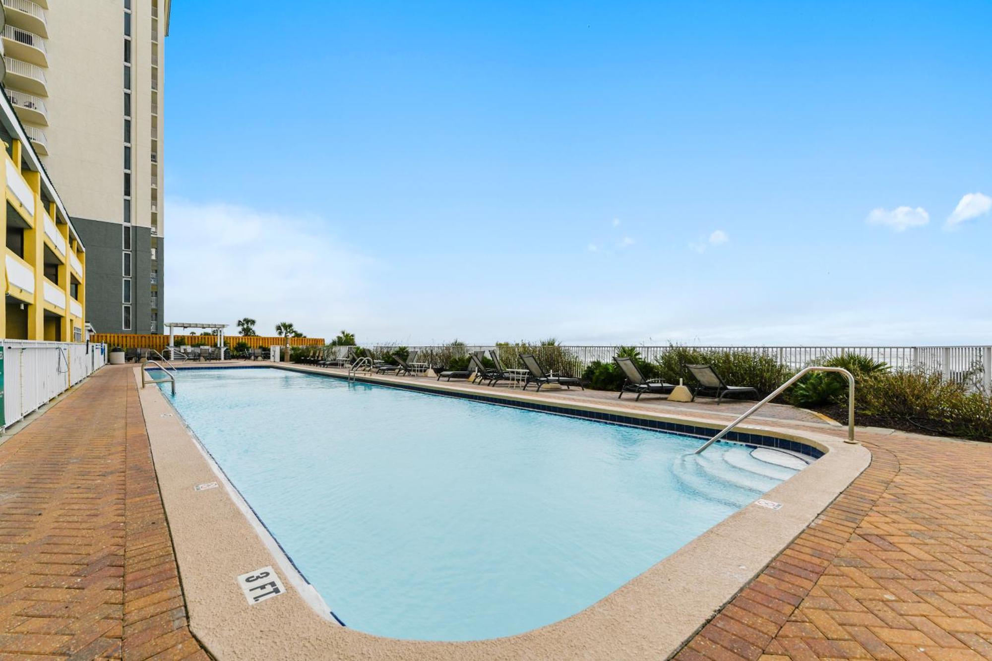 Twin Palms #1605 By Book That Holiday home *