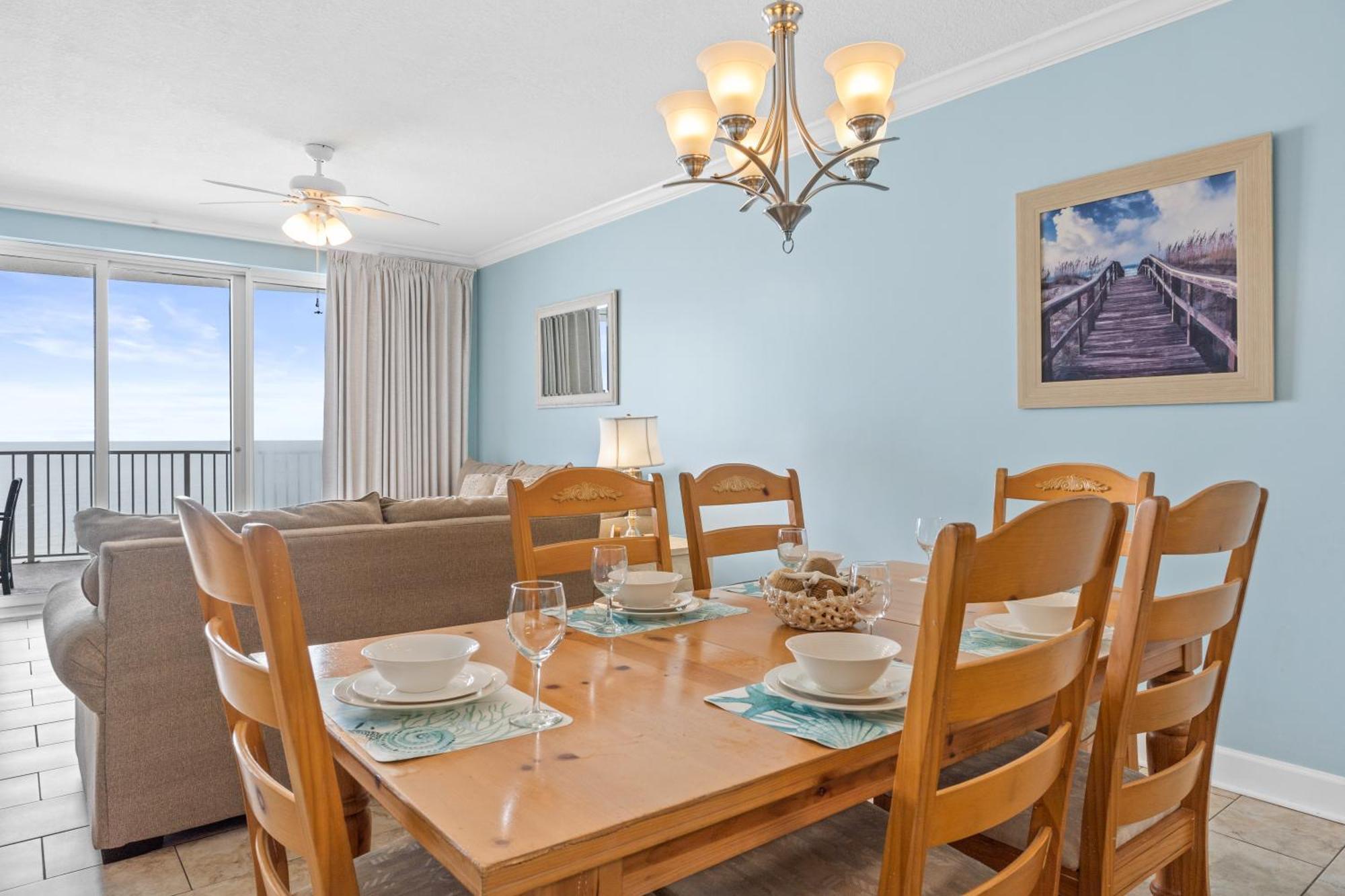 Holiday home Twin Palms #1605 By Book That *