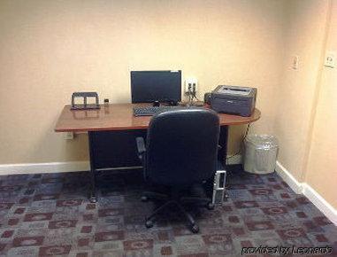 Wyndham Garden Capitol Near Fsu 3*