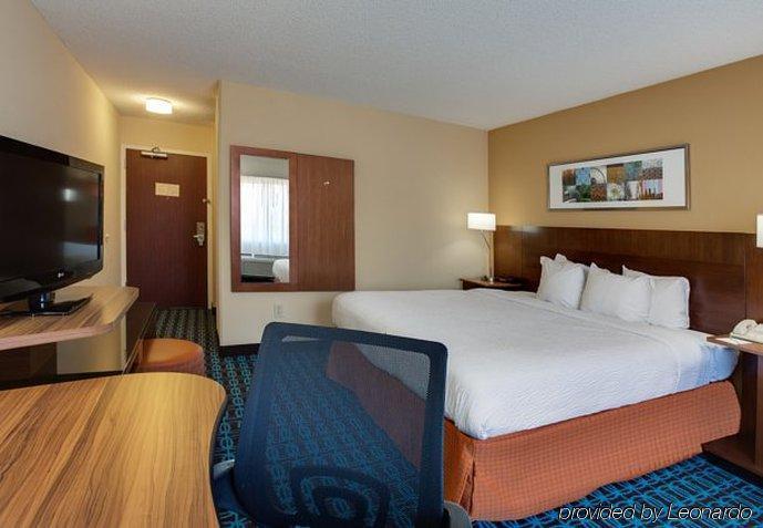 Fairfield & Airport Hotel 3*