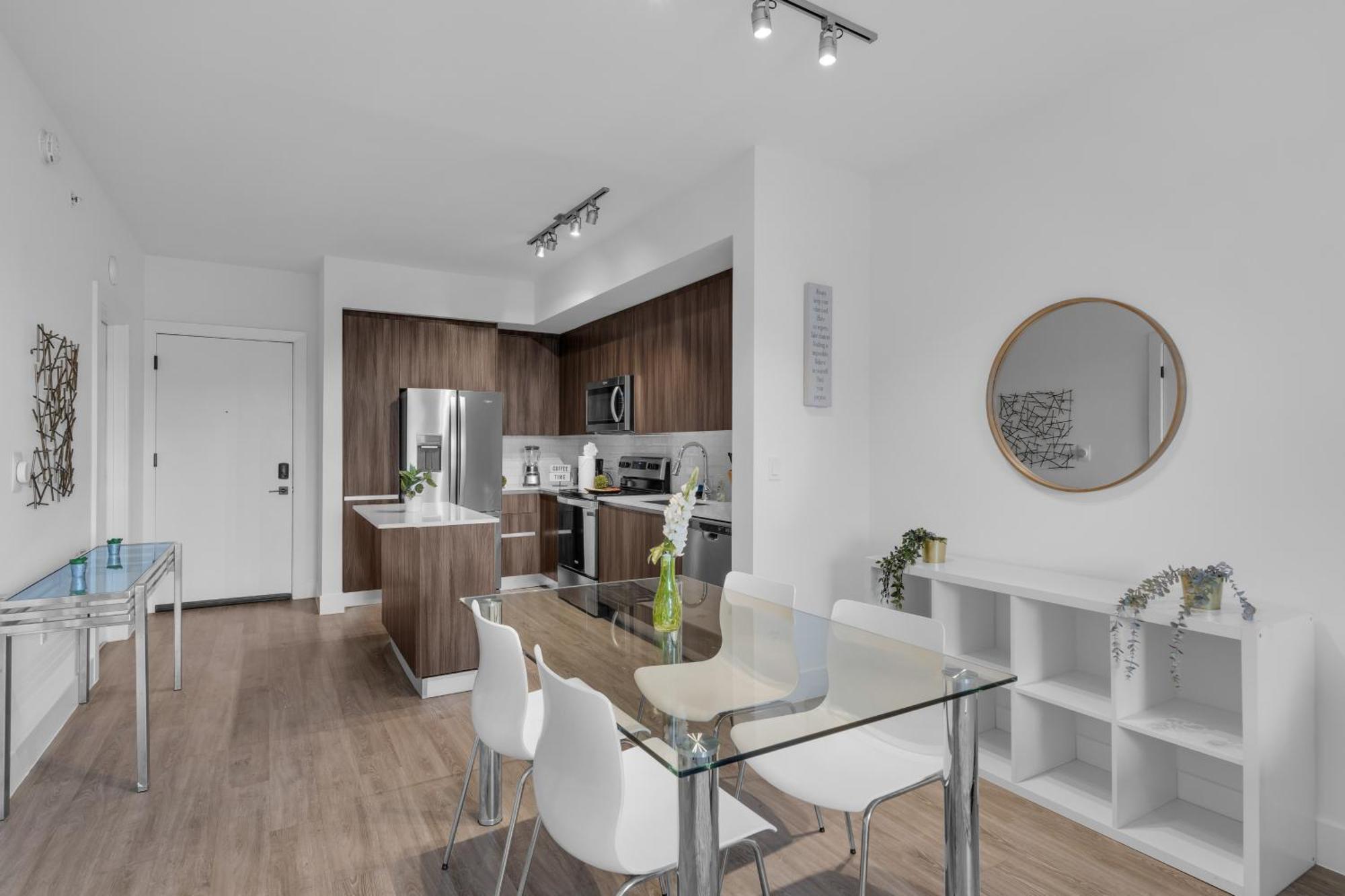 Modern 1 Bedroom In The Heart Of Downtown Doral Apartment Hialeah Gardens