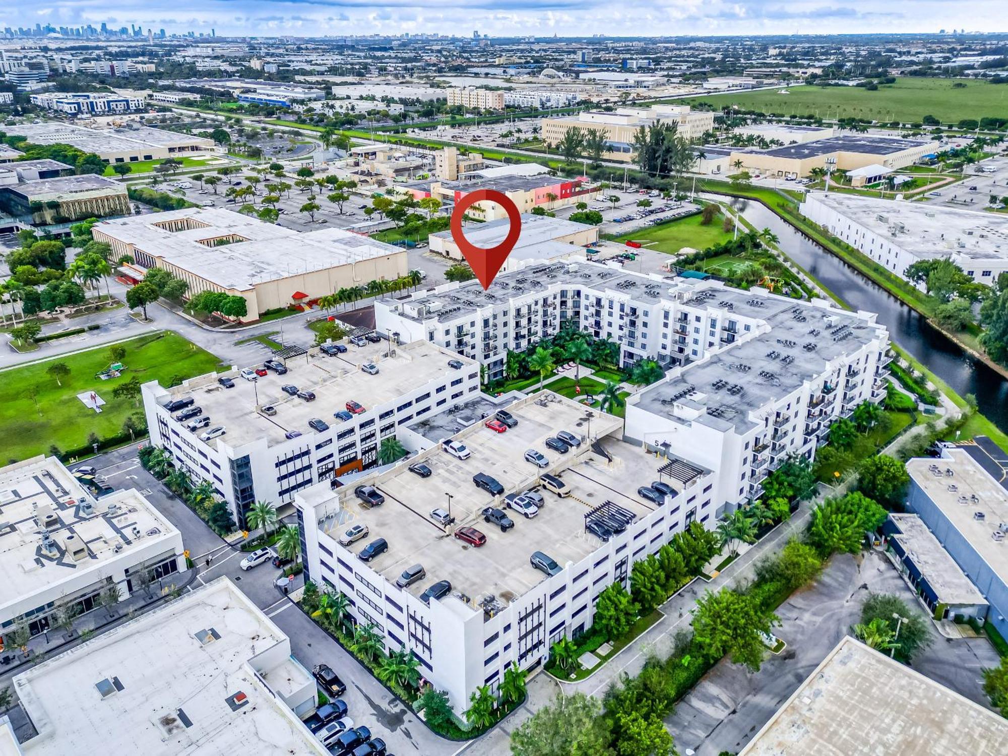 Apartment Modern 1 Bedroom In The Heart Of Downtown Doral Hialeah Gardens