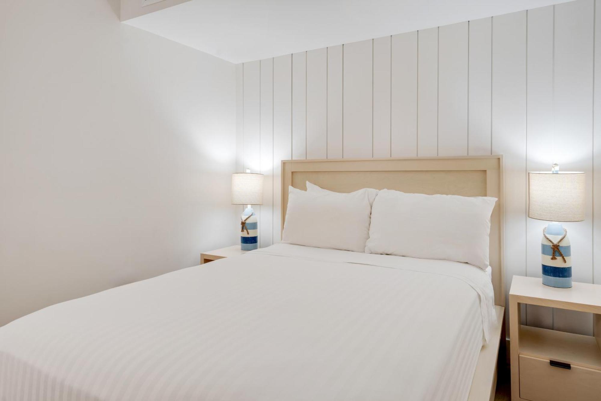 Hadley And Marina Hotel 3*