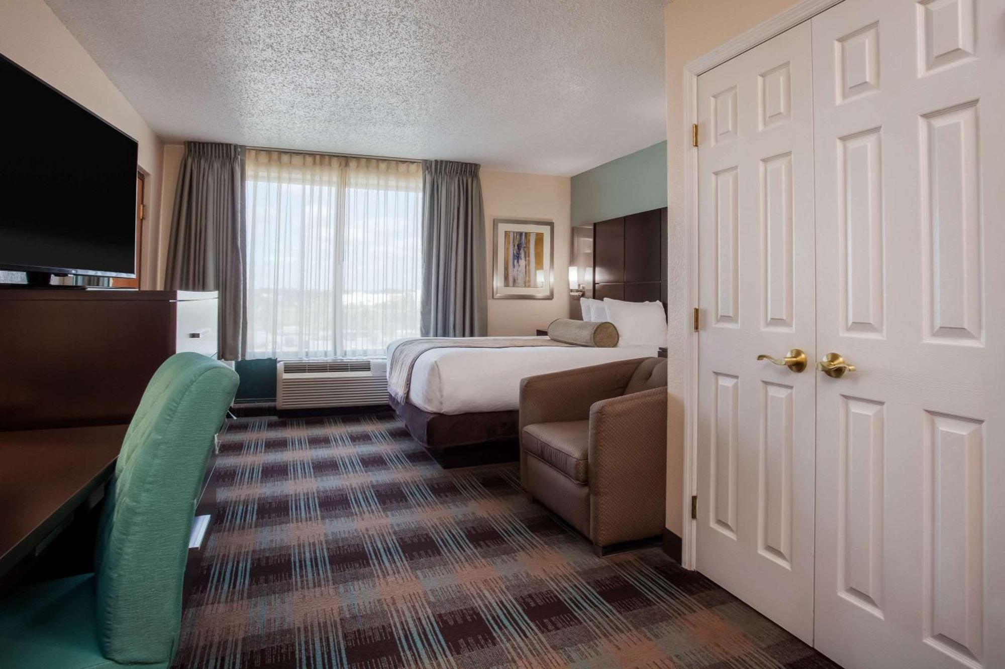 Hotel Wingate By Wyndham - International Airport- Free Hot Breakfast Orlando