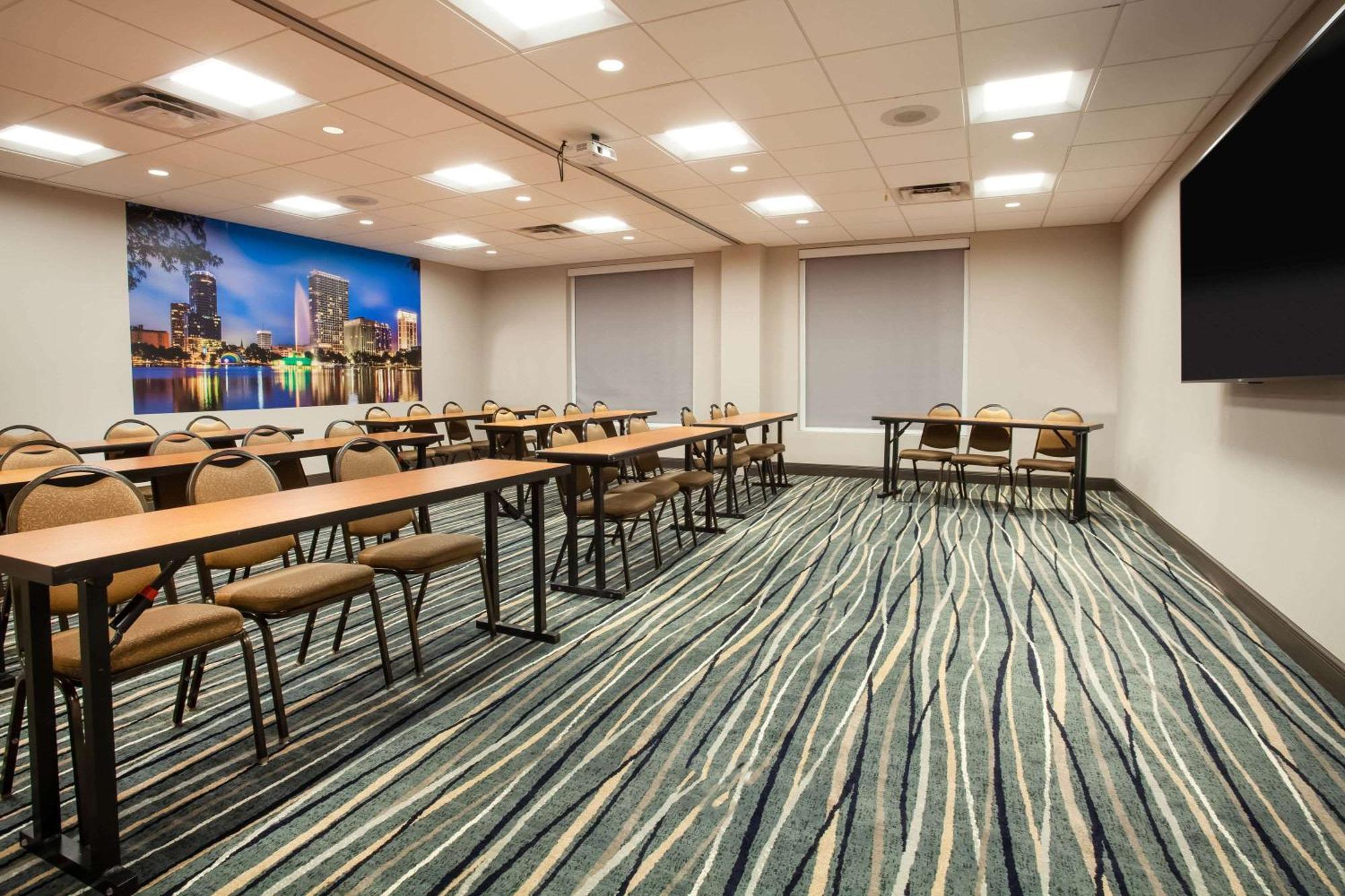 Wingate By Wyndham - International Airport- Free Hot Breakfast Hotel Orlando