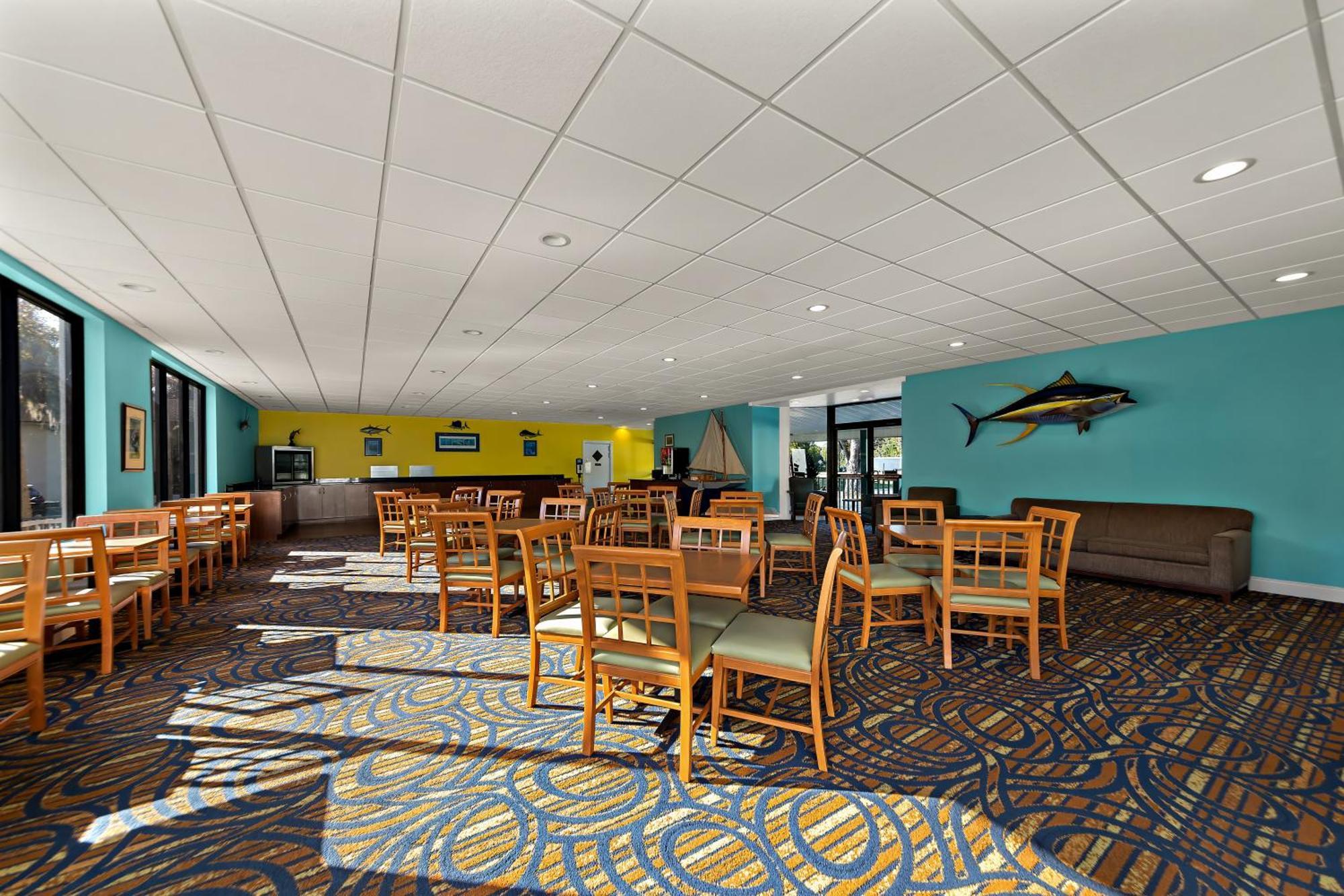 Paddletail Waterfront Lodge, Trademark Collection By Wyndham 3*
