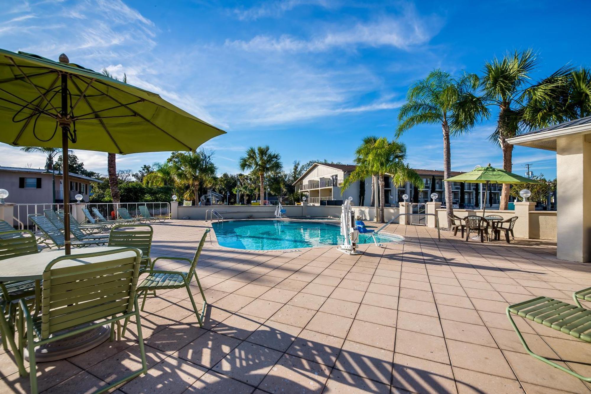 Resort Paddletail Waterfront Lodge, Trademark Collection By Wyndham