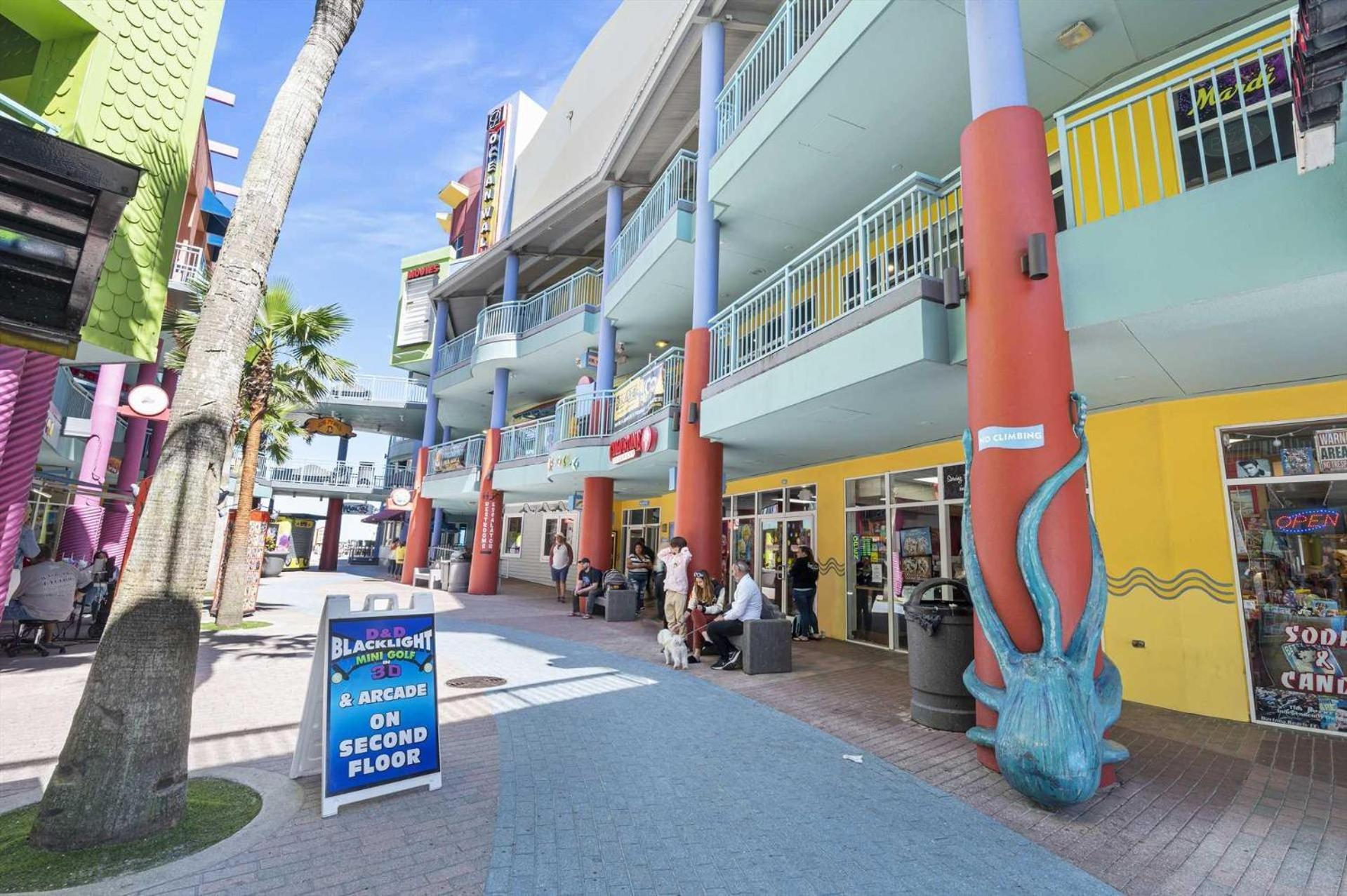 Luxury 20th Floor 2 Bedroom Direct Oceanfront Daytona | 2027 Holiday home