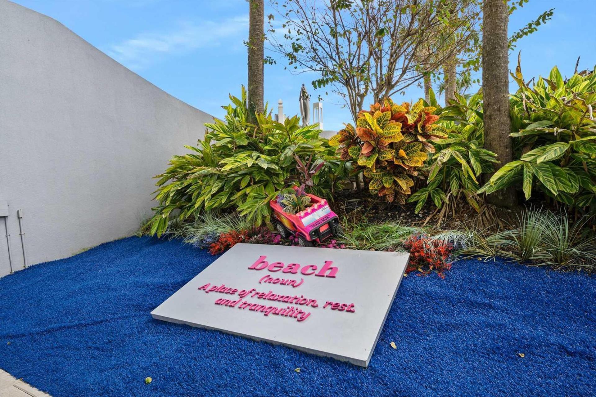 Luxury 20th Floor 2 Bedroom Direct Oceanfront Daytona | 2027 *