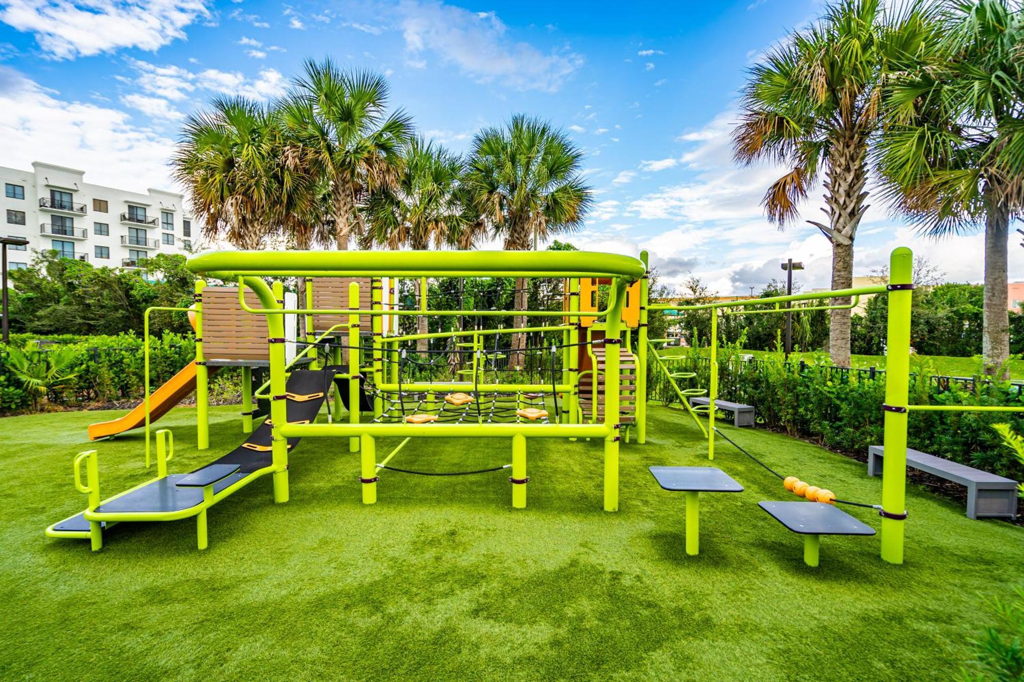 Apartment Amazing 2 Bedroom Unit In Doral Miami With Free Parking